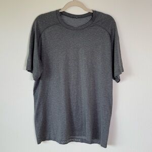 Lululemon Grey Breathable Short Sleeve Shirt XL‎